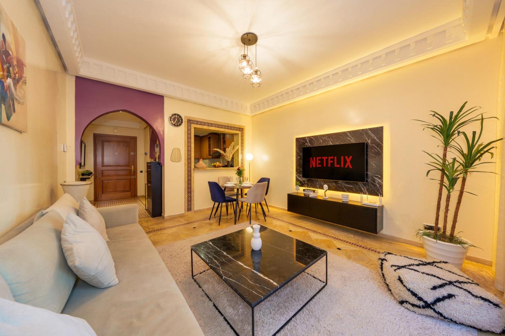 Appartement Haut Standing Gueliz Plaza Avec Vue Marrakesh Exterior photo