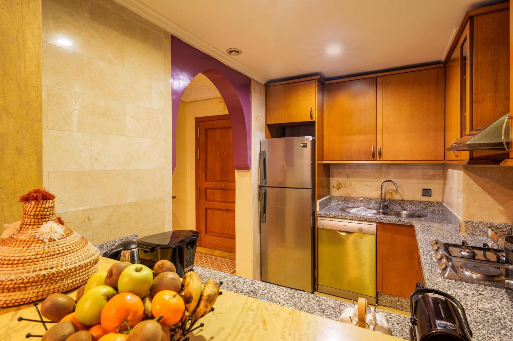 Appartement Haut Standing Gueliz Plaza Avec Vue Marrakesh Exterior photo